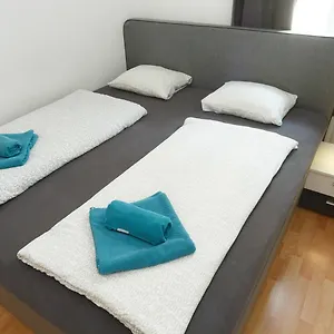 apartment-arnsteingasse-8.vienna-besthotels.com/